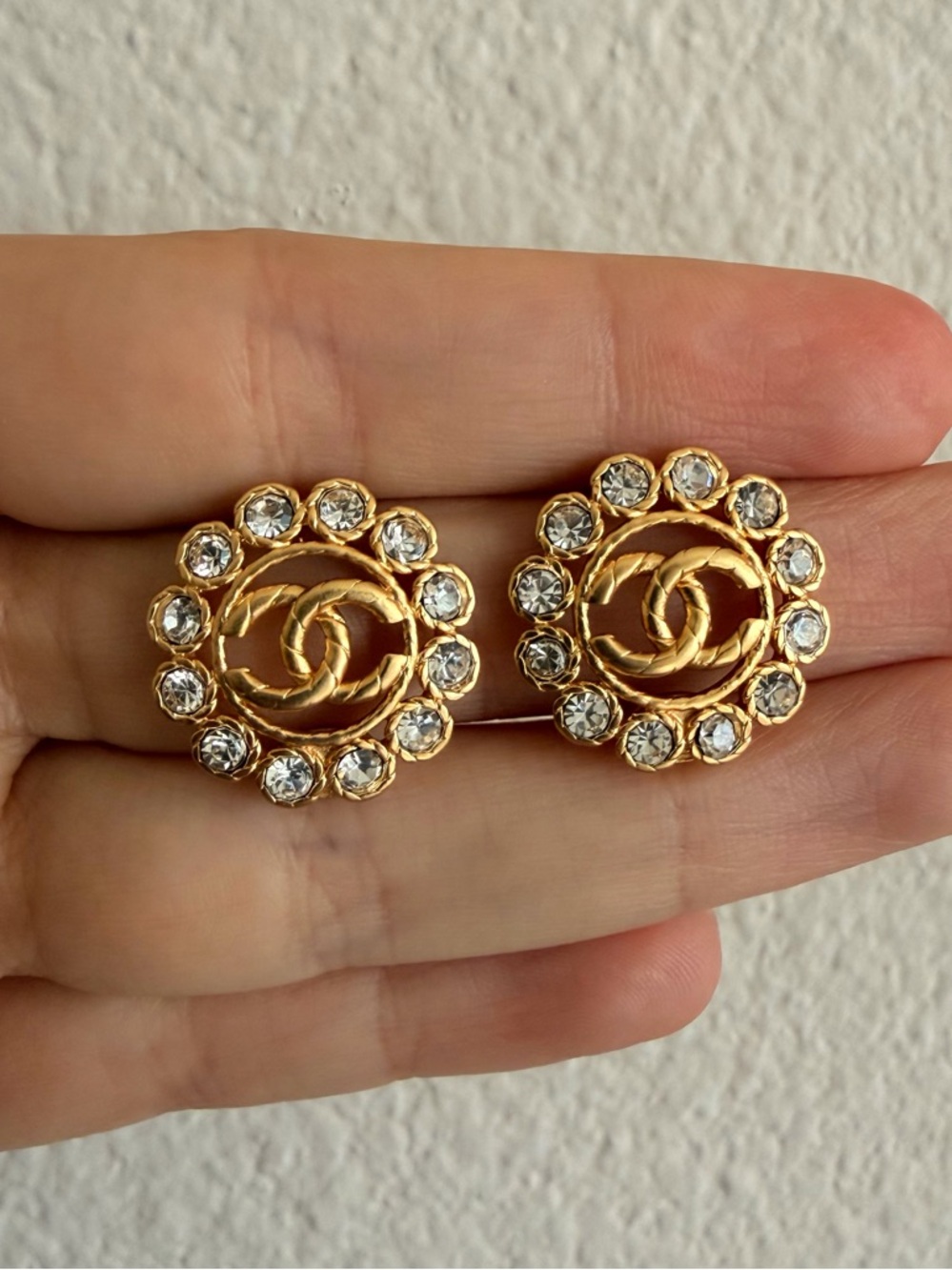 CHANEL Gold-Tone CC Logo Crystal Halo Earrings - Picture 3 of 11